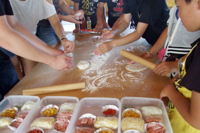 【青森・十和田・手作りピザ】石窯で焼き上げる絶品ピザ作り1時間！