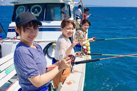 沖縄/嘉手納　マングローブSUP＆フィッシングのセットプラン☆《6歳～参加可・撮影データ無料・釣れたお魚は近くの食堂でお食事可能！》