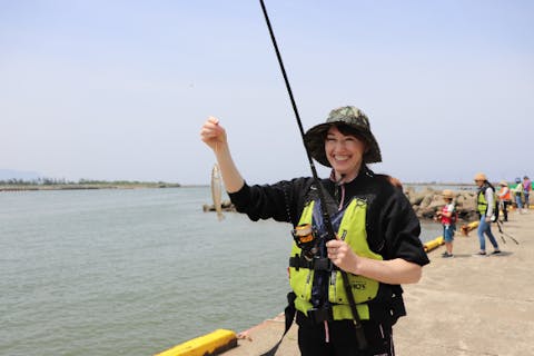 【土日・祝日の午前開催コース】「海釣り体験教室　ボウズ賞あり」／カップル・ファミリー・女性に大人気／8時半or11時スタート／釣れた魚の調理サービス付き！