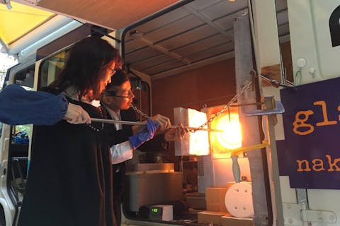 【神奈川・横浜・吹きガラス】手作りでマイグラス1個を作ろう！吹きガラス体験