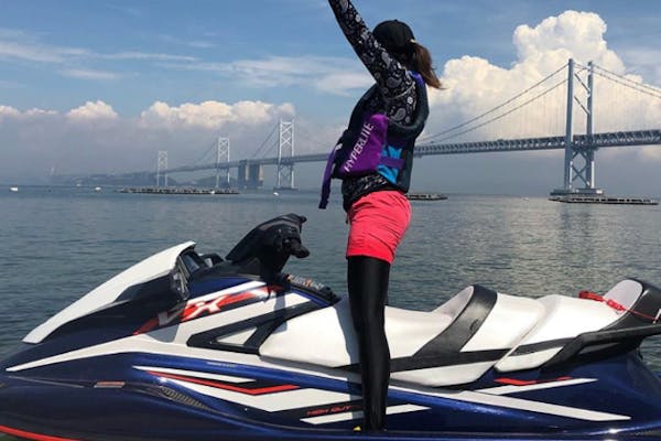 香川・高松・ジェットスキー】瀬戸内海の海を滑走する！ジェットスキー