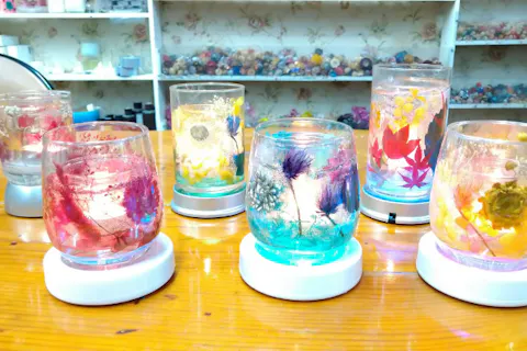 【愛知・名古屋・手作りキャンドル】名駅徒歩5分。透明ジェルキャンドル制作。花材は300種類！お花バイキング！。