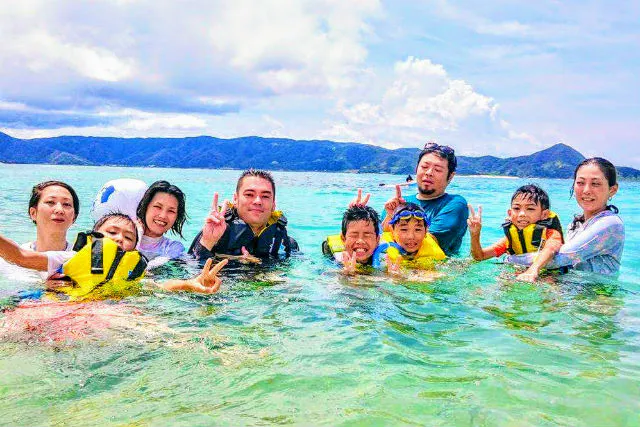 鹿児島 奄美 シュノーケル 奄美で一番美しい土盛海岸 青の洞窟感動シュノーケリンング体験 アソビュー
