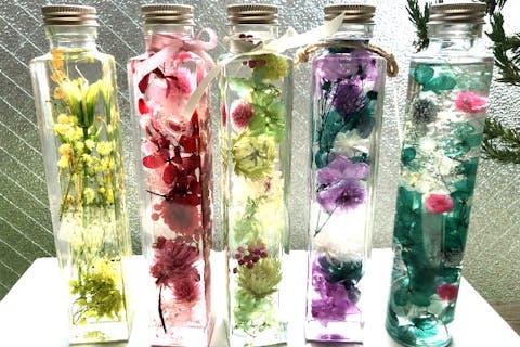 【東京・中目黒・ハーバリウム】お好きな花材を閉じ込めたハーバリウム制作（大ボトル1本）