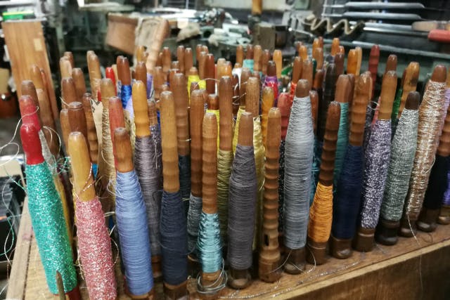 【京都・西陣・ガイドツアー】西陣織の伝統の職人技を、目の前で体験。非公開の素朴な工房を回る西陣の職人たちと出会うツアー