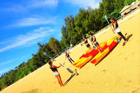 【沖縄・読谷・シーカヤック】透明な海を水上から満喫！2歳から楽しめるシーカヤック