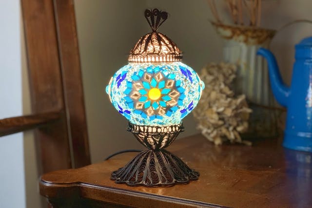 名古屋・栄・ガラス細工】伝統的な製法で作られた美しさ！ワイヤー