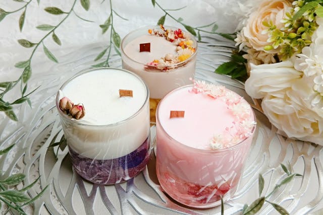 【東京・巣鴨・手作りキャンドル】 パチパチ♪音も楽しめる♪ ウッドウィック ” フラワーキャンドル （1個）