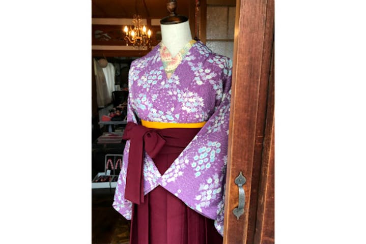 広島 尾道 着物浴衣レンタル 尾道駅徒歩3分 レトロな町並みの尾道をアンティーク着物でお散歩 アソビュー