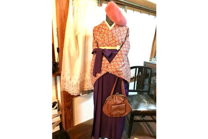 広島 尾道 着物浴衣レンタル 尾道駅徒歩3分 レトロな町並みの尾道をアンティーク着物でお散歩 アソビュー