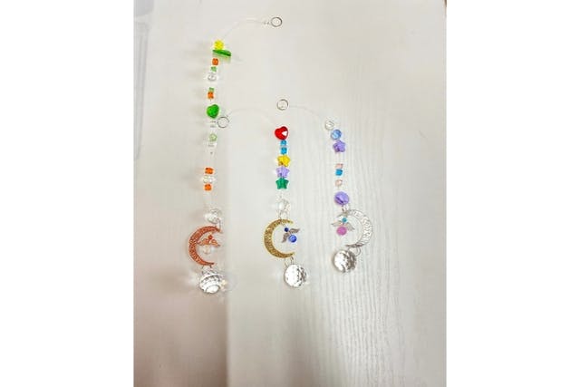 北海道・帯広・ガラス細工】キラキラ！サンキャッチャー作り｜アソビュー！