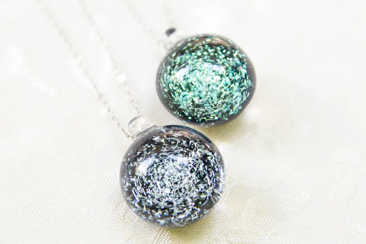 京都府 京都市 宇宙ガラス体験 輝き満ちる一粒 宇宙ガラスorきらきらダイクロ1点 マンツーマンコース アソビュー