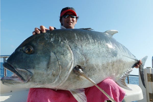 沖縄 海釣り 夢とロマンの釣り 体験gtフィッシング1日 アソビュー