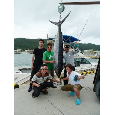 沖縄 海釣り 巨大カジキに挑む ブルーマーリントローリング アソビュー 沖縄 海釣り 巨大カジキに挑む ブルーマーリントローリング アソビュー