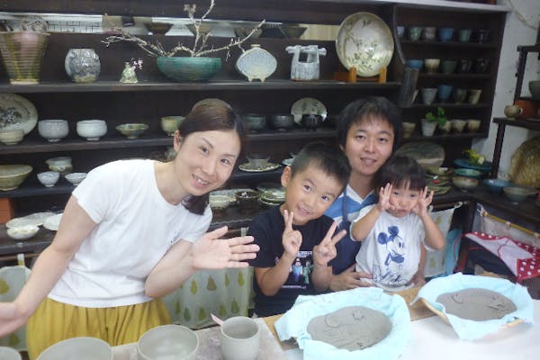 大分・湯布院・手びねり】由布院駅より車で5分！粘土遊び感覚を楽し