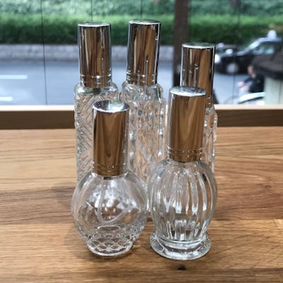 愛知 名古屋 調香体験 日本の森から生まれた精油yuicaを使って香水作り体験 1個 アソビュー 愛知 名古屋 調香体験 日本の森から生まれた精油yuicaを使って香水作り体験 1個 アソビュー