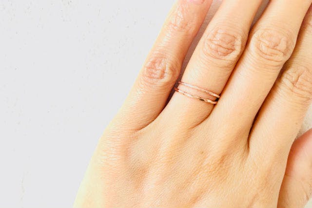 静岡・熱海・手作りリング】美しさ際立つシンプルなK10リング1点