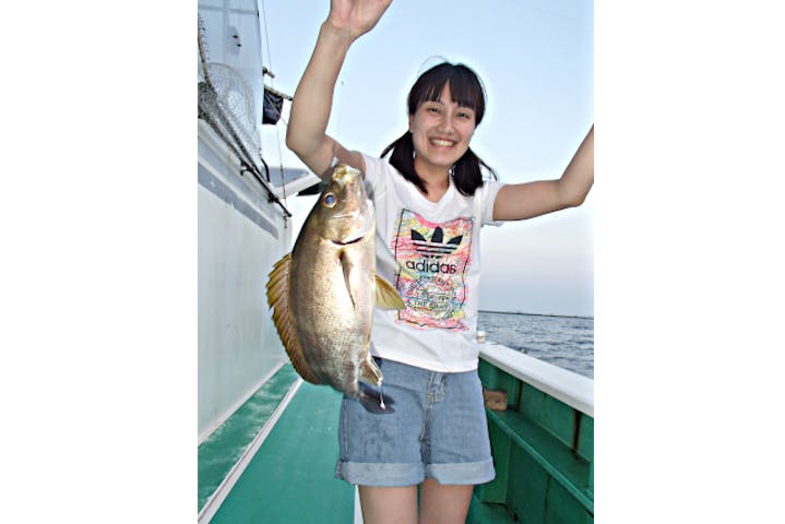 京都 宮津 イカ釣り 本格的な船釣りが楽しめる 日本海でイカ釣り体験 アソビュー