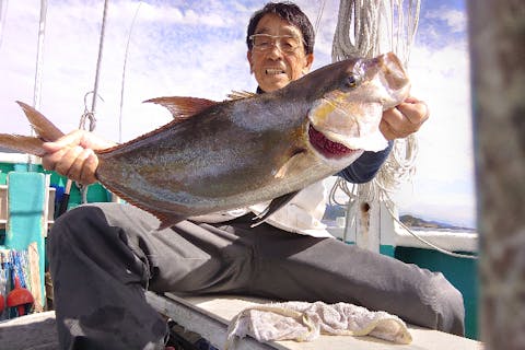 和歌山 すさみ 海釣り 本格的な海釣りで目指せ大漁 ジギング キャスティング アソビュー