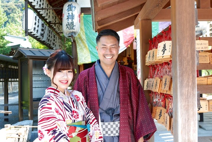 京都 清水 着物レンタル カップルプラン 京都デートに最適 スタンダード着物プランの着物選び放題 アソビュー