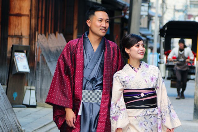 【京都・清水・着物レンタル】『カップルプラン』京都デートに最適！スタンダード着物プランの着物選び放題！
