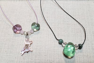 岡山・美作・手作りアクセサリー】150種の天然石から自由に選ぶ