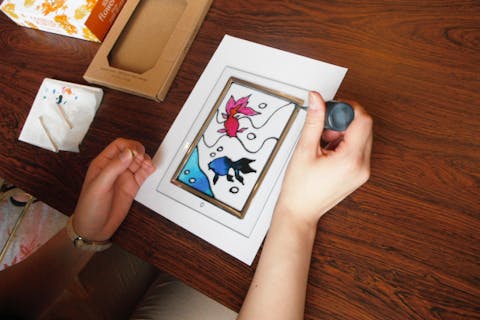 【秋田県・秋田市・アートスクール】不思議な塗り絵体験！ディンプルアート作品1点