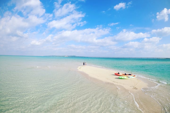 沖縄 宮古島 カヤック 海上に浮かぶ真っ白な砂浜を目指す 幻の島ゆに上陸ツアー アソビュー