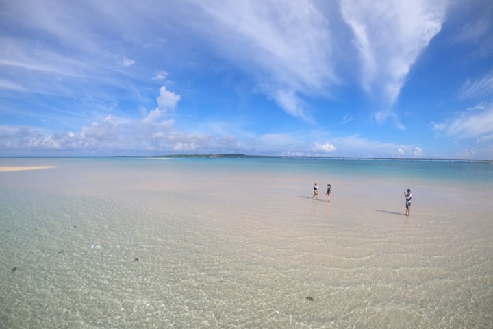 沖縄 宮古島 カヤック 海上に浮かぶ真っ白な砂浜を目指す 幻の島ゆに上陸ツアー アソビュー