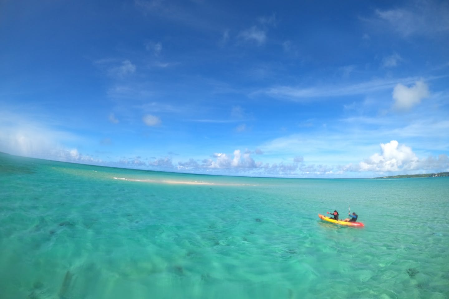 【沖縄・宮古島・カヤック】海上に浮かぶ真っ白な砂浜を目指す！幻の島ゆに上陸ツアー