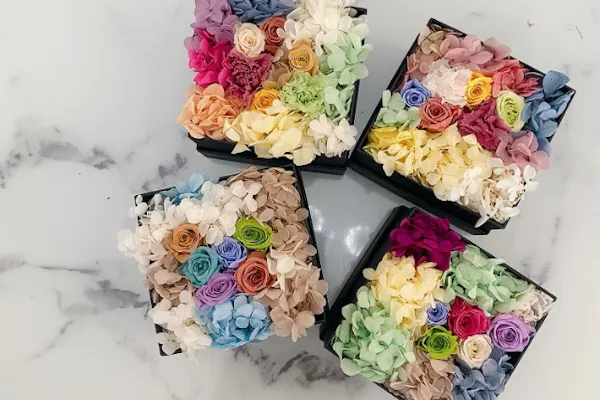 東京・池袋・フラワーアレンジメント】箱一杯にお花を詰めて！フラワー