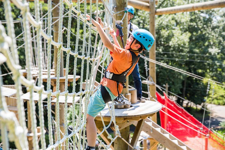 エアリアル9m 中京最大級 岐阜 中級者コース 大冒険が待っている 爽快とスリル満点なアクティビティコース アソビュー