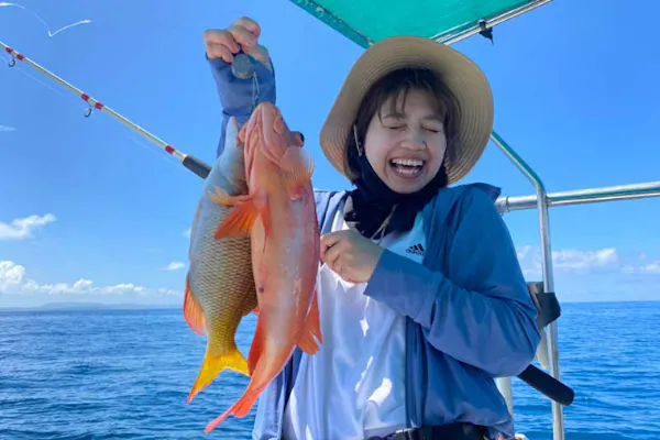沖縄北部・船釣り】地元漁師と一緒に沖縄の県魚グルクン（タカサゴ