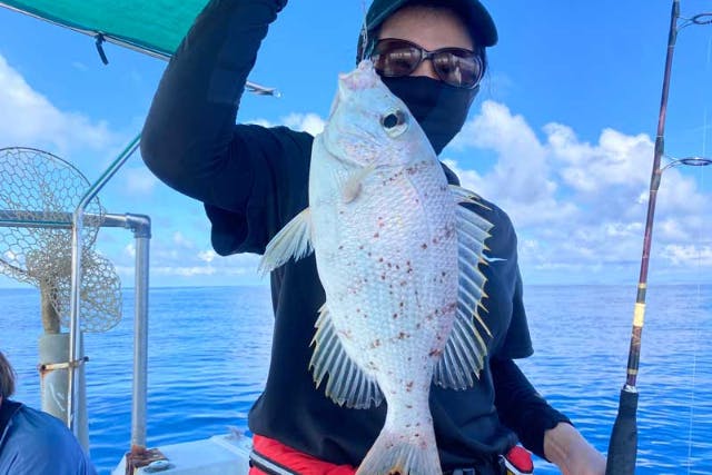 沖縄北部・船釣り】一艇貸切でゆったり釣りを満喫！チャータープラン半日ツアー｜アソビュー！