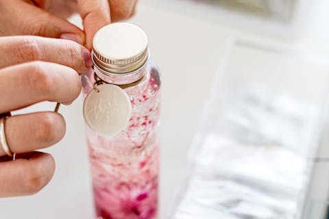 【長野・安曇野・ハーバリウム】安曇野ICから車で15分！贈り物に最適！好きなお花を美しく魅せるハーバリウム作り（1個）