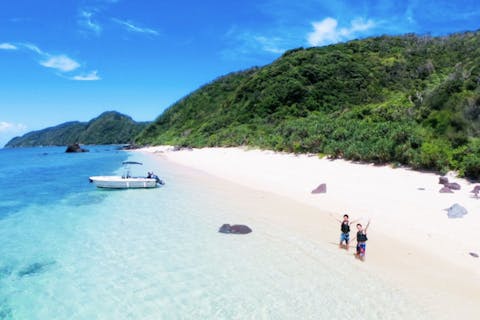 【奄美大島・ボートシュノーケル・2時間】透明度抜群！奄美ブルーを満喫しよう！うれしいコウトリビーチ上陸付き