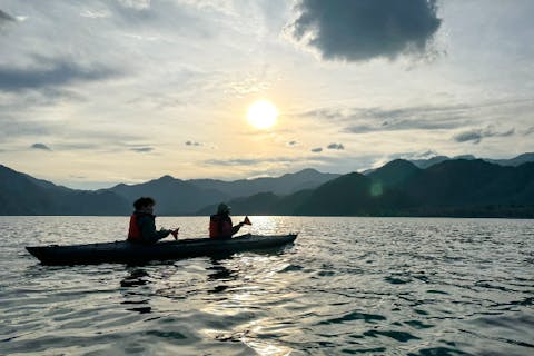 【栃木・日光・カヌー】≪夕方 15:30≫　日光中禅寺湖で絶景のカヌーツアー　少人数・貸し切り・写真付き