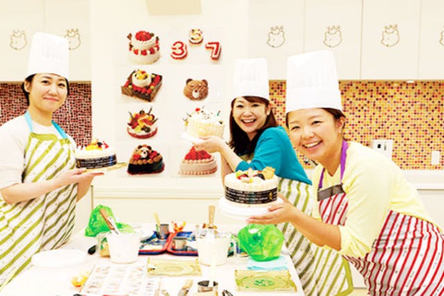 【兵庫・神戸・お菓子作り教室】季節の素材でケーキ作り！1名様からケーキづくり体験ができます！