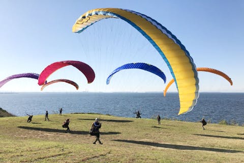 【愛知・蒲郡・田原・パラグライダー】大空へ飛びだすはじめの一歩！パラグライダースクール