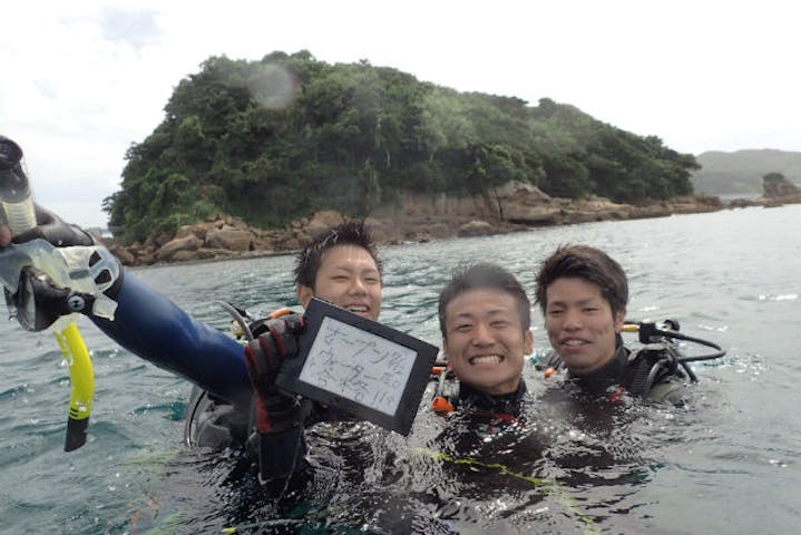 Diving Schoolテールアップ 鹿児島坊津