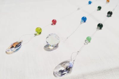 広島・宮島・ガラス工房】虹色の光に癒される。ガラスサンキャッチャー