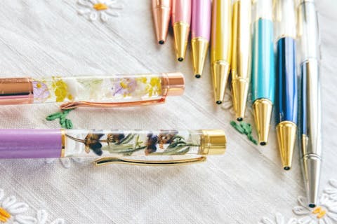 【神奈川・逗子・ハーバリウム】好きなお花を持ち歩ける！ハーバリウムボールペン制作