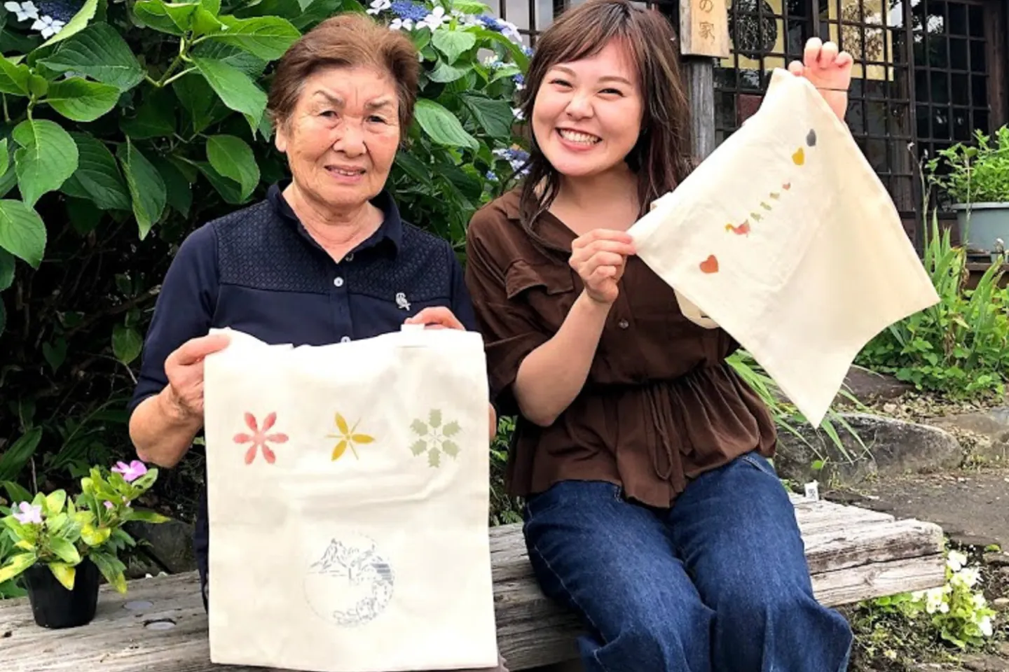 群馬・みなかみ・草木染め】自然の色！草木染め手ぬぐい・トートバッグ