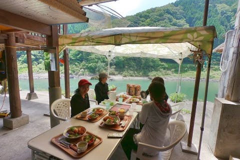 【熊本・人吉・ラフティング】【GoPro写真動画プレゼント】九州で最も激しいラフティングリバー（1日コース）