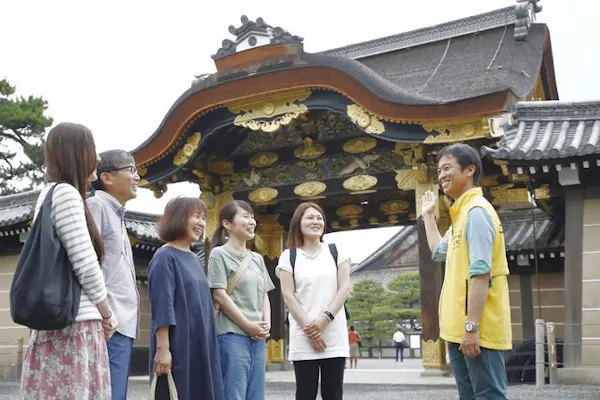 京都府・京都市・ガイドツアー】400年以上もの歴史に圧巻