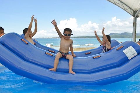 沖縄 ウォーターパークの遊び体験 アソビュー 休日の便利でお得な遊び予約サイト