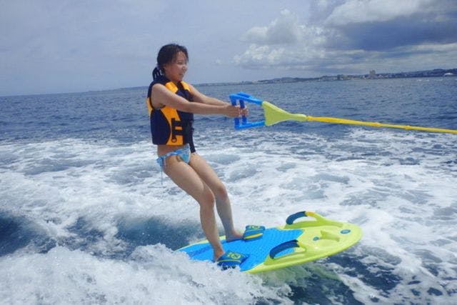 沖縄・うるま市・マリンスポーツ】8種類のマリンスポーツ！大満足3時間