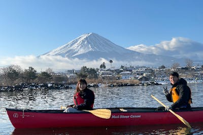 山梨県・河口湖・カヌー】河口湖でカナディアンカヌー体験/富士山を眺めながら湖上散歩｜アソビュー！