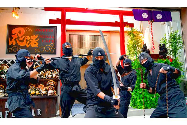 東京 浅草 忍者 忍者服を着て本格的に忍者になろう 忍者体験 佐助コース アソビュー