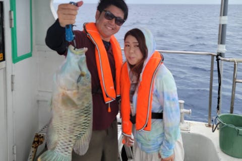 【沖縄・宮古島・船釣り】ご家族・ご友人と船を貸切！半日チャーターコース
